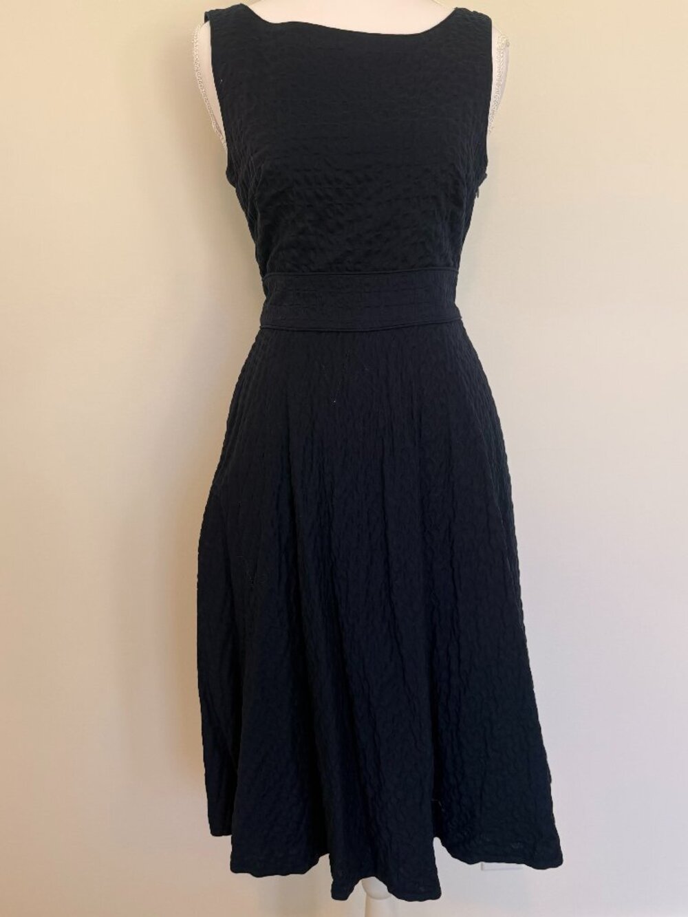 J.Crew Navy Midi Dress Size 4 Fit and Flare Textured Sleeveless Classic